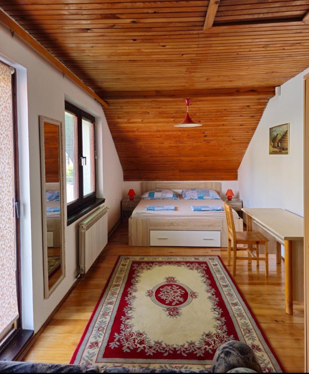 Peaceful Vacation Villa & Garden Сараево Экстерьер фото